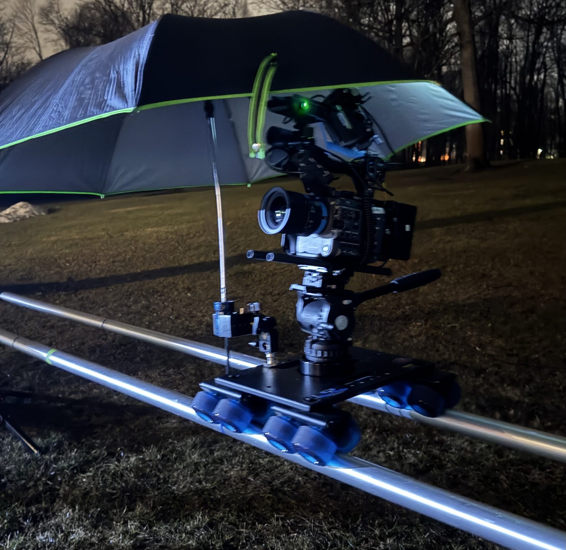 Behind the scenes on Always — still 17 of 27