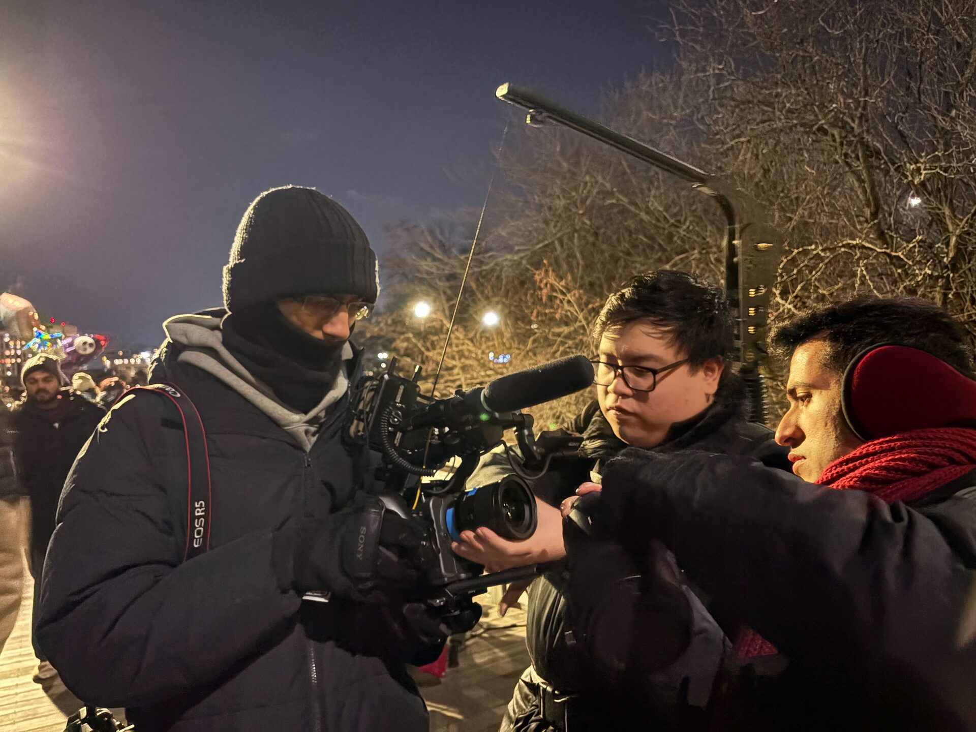 Behind the scenes on Balloon Girl — still 8 of 14