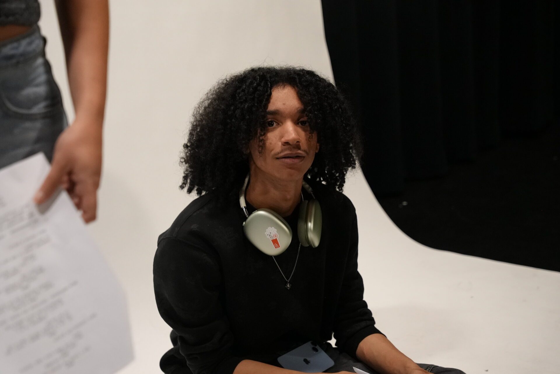 Behind the scenes on Breaking Character — still 11 of 28