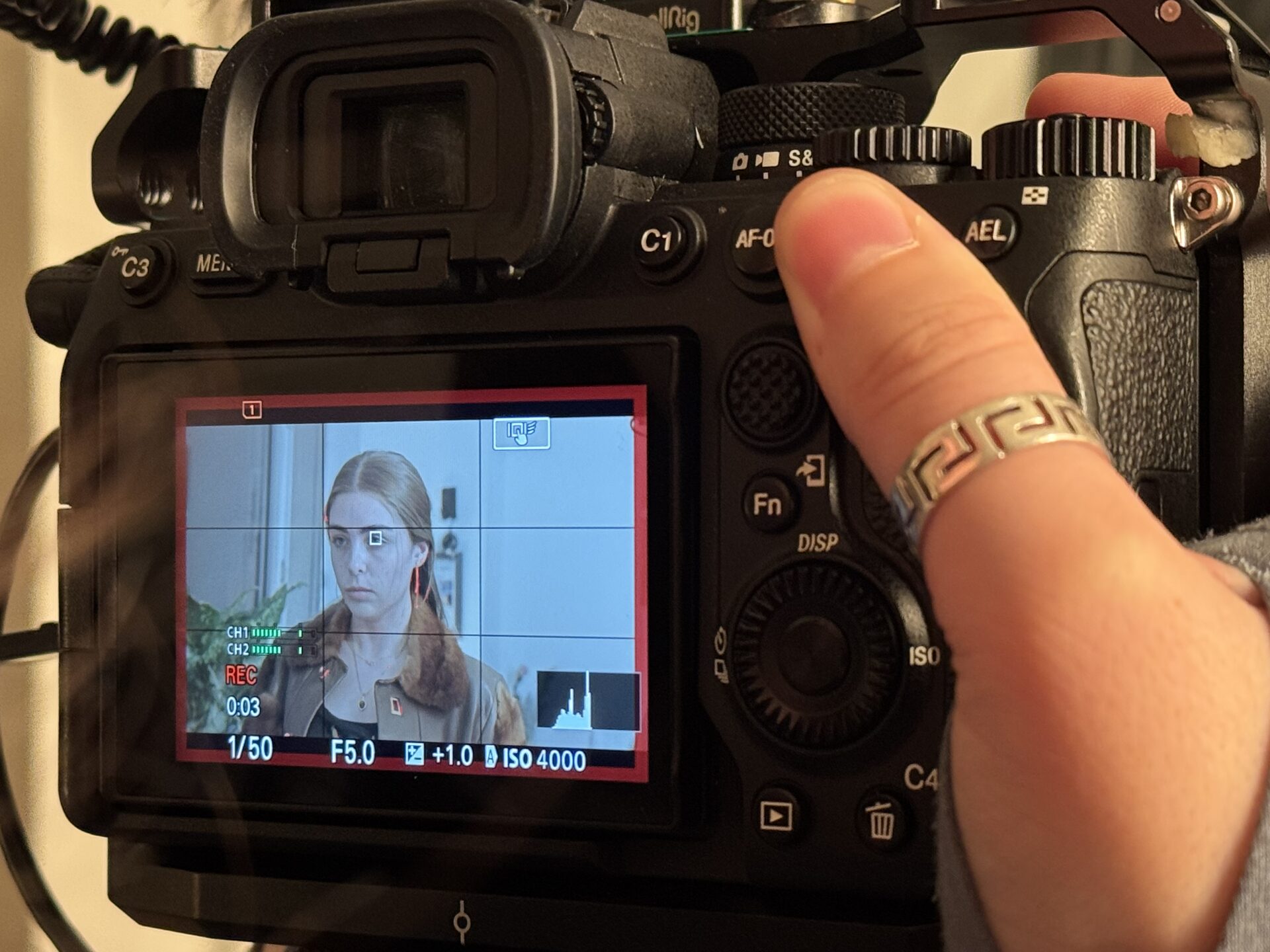 Behind the scenes on Envy — 24 Hour — still 4 of 12